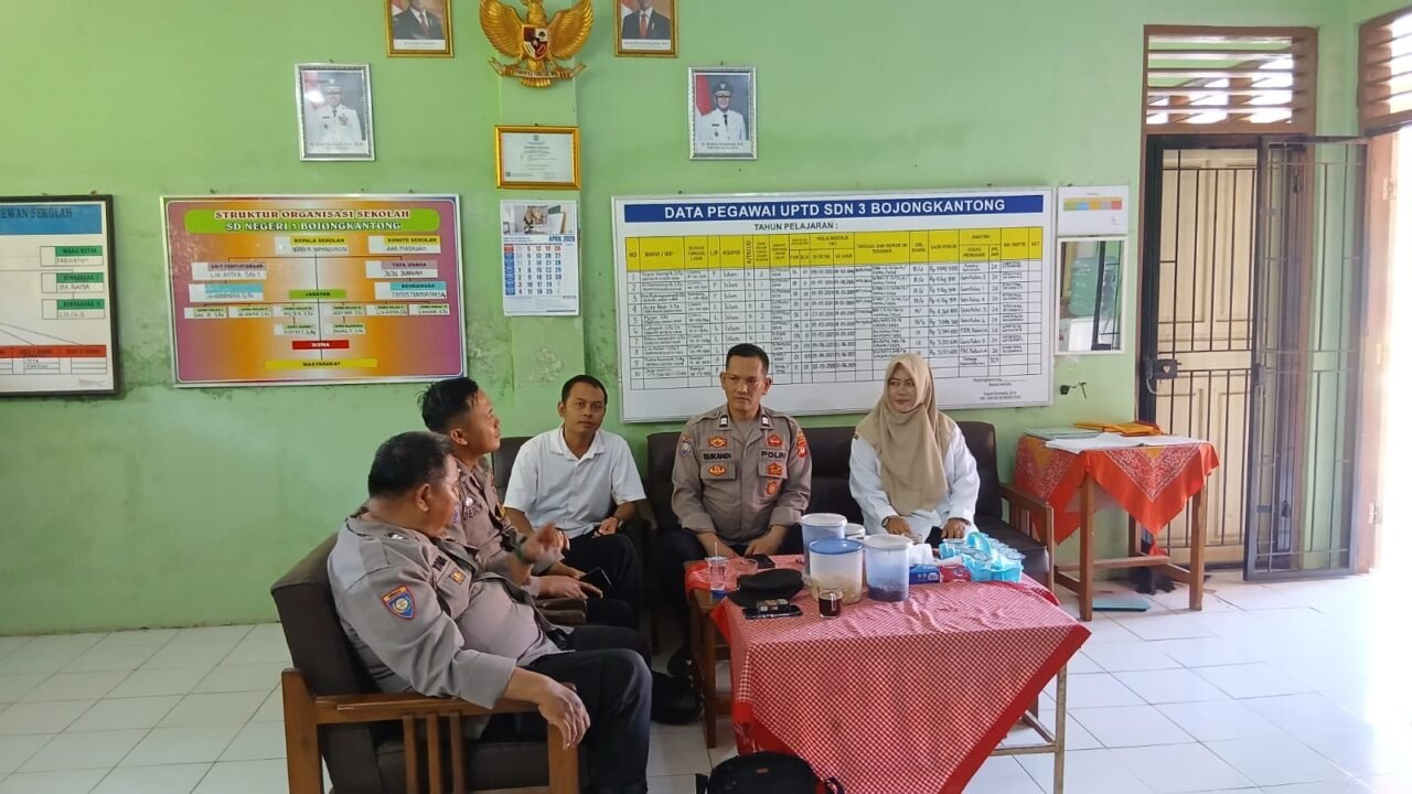 Sat Binmas Turun ke Sekolah, AKP Rahmad Panani Bentengi Pelajar dari Bullying hingga Judi Online